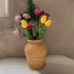 vase rotin tressé
